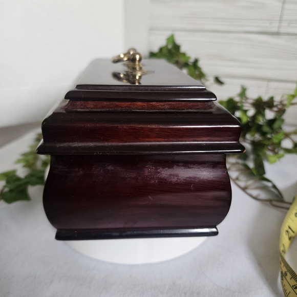 Vintage Mahogany Jewelry Box Made in Korea - Picture 4 of 11